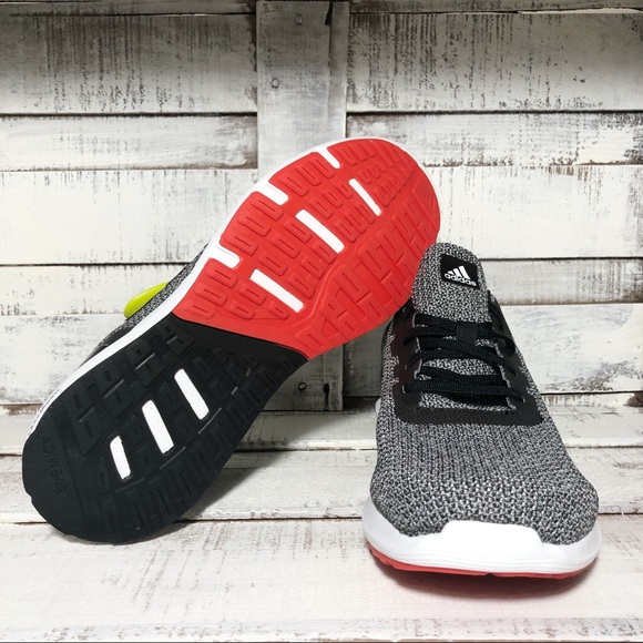 NEW- Adidas Cosmic 2 - Picture 2 of 4